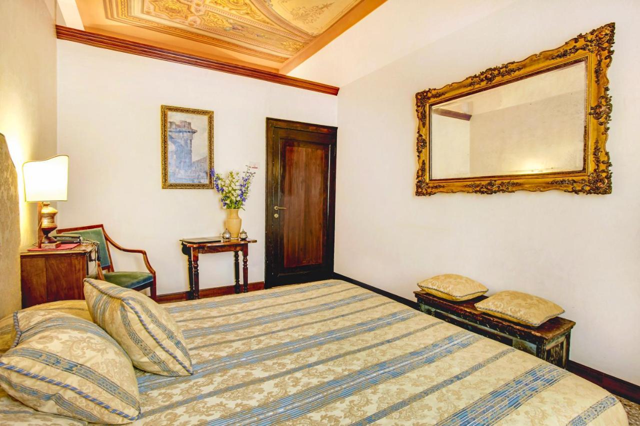 Palazzo Schiavoni Residenza D'Epoca & Suite-Apartments Velence Kültér fotó