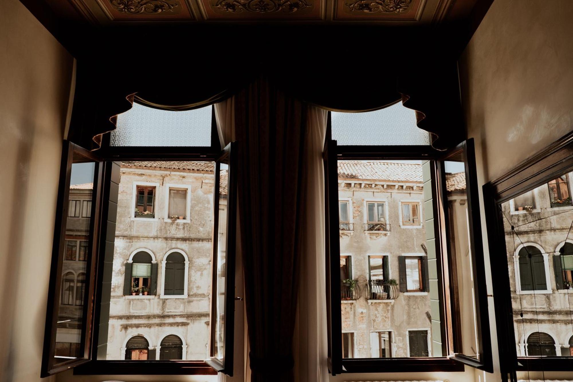 Palazzo Schiavoni Residenza D'Epoca & Suite-Apartments Velence Kültér fotó